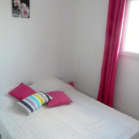House With One Bedroom In Prunellidifiumorbo With Shared Pool And Furnished Terrace 18 Km From The Beach Holiday home Prunelli-di-Fiumorbo